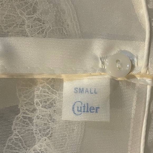 NEW Vintage Satin & Lace Christening Gown & Bonnet 6/9 Months  Infant Girls NWOT - Picture 5 of 7